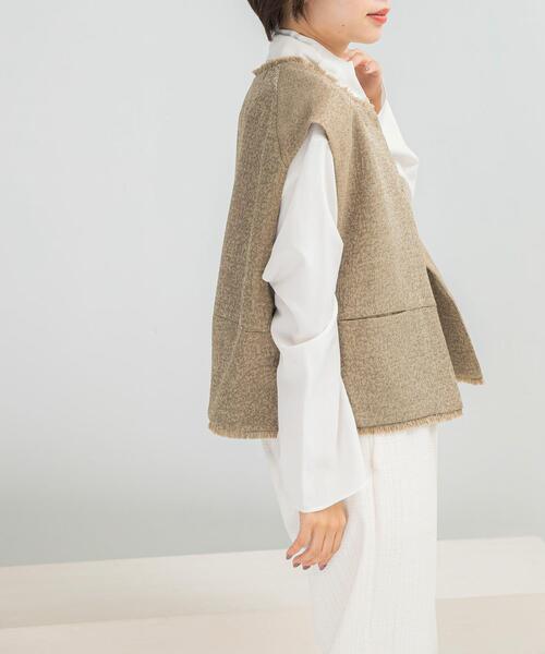 URBAN RESEARCH ROSSO WOMEN(アーバンリサーチ ロッソ)の「CHIGNON ツイードショートベスト(ベスト・レディース・ブラック/キャメル・FREE)」の4枚目の写真