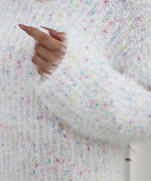 CECIL McBEE（セシルマクビー）の「MIXカラーVネックニットプルオーバー（ニット/セーター・レディース・ホワイト/イエロー・MEDIUM）」の14枚目の写真