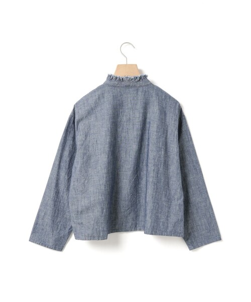 MidiUmi(ミディウミ)の「MidiUmi ダンガリーズラッフルシャツ(シャツ/ブラウス・レディース・ブルー/ネイビー・FREE)」の19枚目の写真