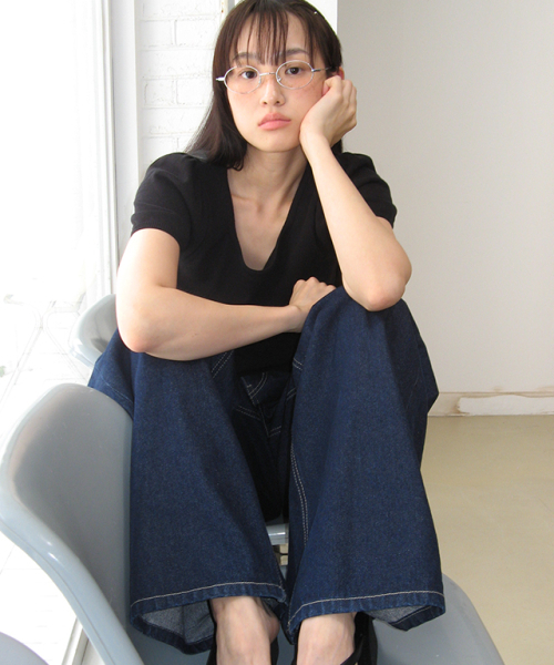 RONRON(ロンロン)の「PUFF SLEEVE RUFFLE KNIT BLACK(Tシャツ/カットソー・レディース・その他・FREE)」の4枚目の写真