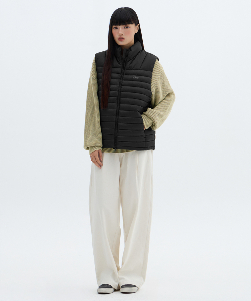 F.ILLUMINATE（フィルミネイト）の「エアライトダウンベスト-ブラック（ダウンベスト・メンズ・その他・SMALL/MEDIUM/LARGE）」の4枚目の写真