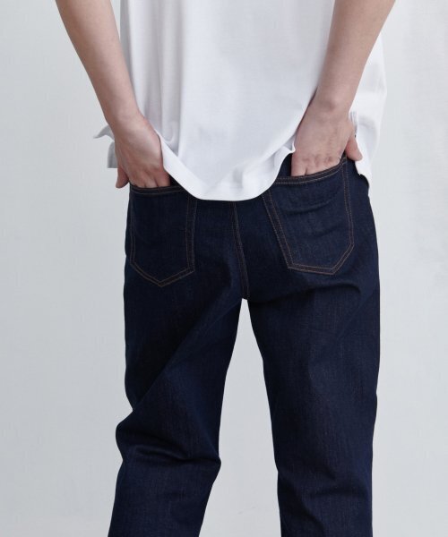 MUSINSA STANDARD（ムシンサスタンダード）の「KIPAS レギュラーフィットデニムパンツ [ディープインディゴ]（デニムパンツ・メンズ・その他・30/31/33/26/27/28/40/38/42/36/34/32/29）」の5枚目の写真