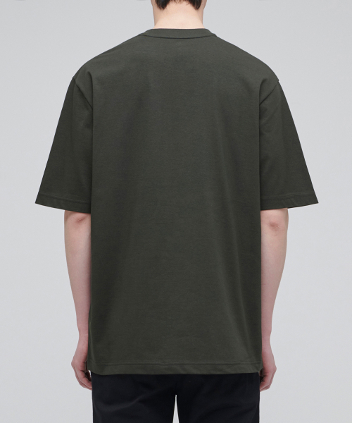 MUSINSA STANDARD（ムシンサスタンダード）の「[クールタンダード] リラックスフィットクルーネックTシャツ [カーキ]（Tシャツ/カットソー・メンズ・その他・MEDIUM/LARGE/X-LARGE/XX-LARGE/XXX-LARGE/SMALL）」の2枚目の写真