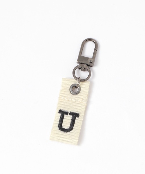 studio CLIP（スタディオクリップ）の「【daily CLIP】レターチャーム アイボリー（キーホルダー・レディース・シルバーグレー/ライトグレー/ホワイト/ライトピンク/ベビーピンク/ブラック/その他6/グレー/オフホワイト/その他7/その他4/その他8/その他3/その他2/その他1/梅/桜/チャコール/ダークグレー/その他5/ピンク/スモーク/サンドグレー/その他9・FREE）」の10枚目の写真