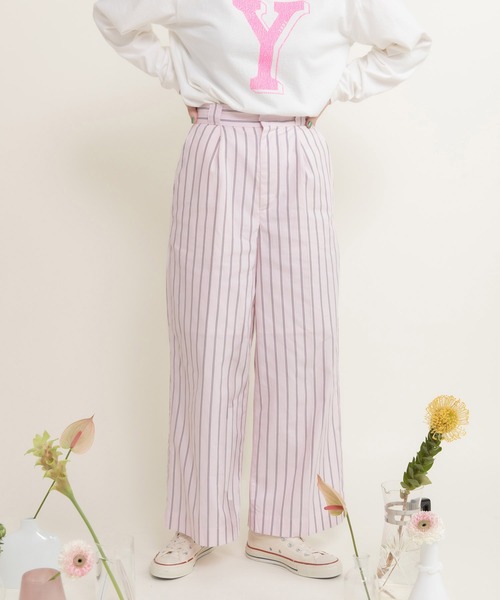 CHILD WOMAN(チャイルドウーマン)の「40/-オックスマルチストライプ センタープレスストレートパンツ(セットアップ対応)(その他パンツ・レディース・ピンク・36/38)」の1枚目の写真