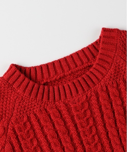 Right-on（ライトオン）の「【HONEYSUCKLE ROSE】ケーブルショートセーター (リラックスシルエット/上品デザイン/カジュアルスタイル)（ニット/セーター・レディース・グレー/キナリ/レッド・M/L/S）」の18枚目の写真