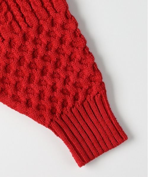 Right-on（ライトオン）の「【HONEYSUCKLE ROSE】ケーブルショートセーター (リラックスシルエット/上品デザイン/カジュアルスタイル)（ニット/セーター・レディース・グレー/キナリ/レッド・M/L/S）」の20枚目の写真