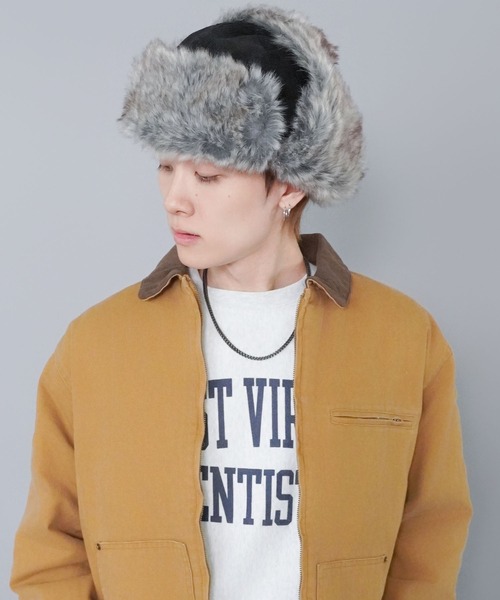 SPINNS(スピンズ)の「【NEW ERA/ニューエラ】2WAYトラッパーフライトキャップ/タウンユース/防寒×デザイン/ユニセックス(キャップ・メンズ・ブラック/ブラウン・L)」の19枚目の写真