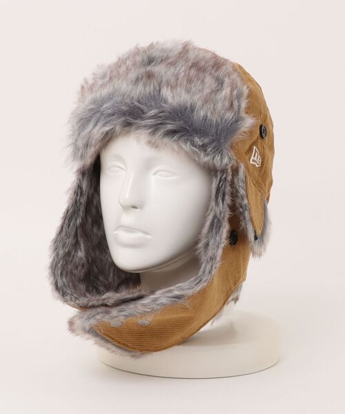 SPINNS(スピンズ)の「【NEW ERA/ニューエラ】2WAYトラッパーフライトキャップ/タウンユース/防寒×デザイン/ユニセックス(キャップ・メンズ・ブラック/ブラウン・L)」の6枚目の写真