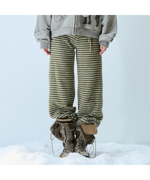 LARTIGENT(ラーティゼン)の「L21 COZY PLUFFY KNIT PANTS(OLIVE GREEN)(その他パンツ・レディース・その他・FREE)」の1枚目の写真