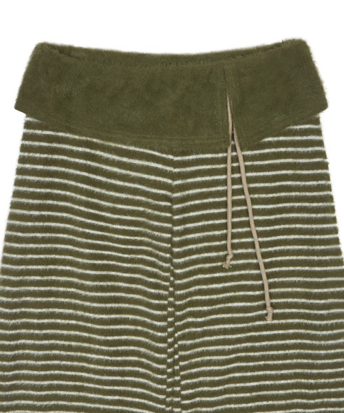 LARTIGENT(ラーティゼン)の「L21 COZY PLUFFY KNIT PANTS(OLIVE GREEN)(その他パンツ・レディース・その他・FREE)」の4枚目の写真
