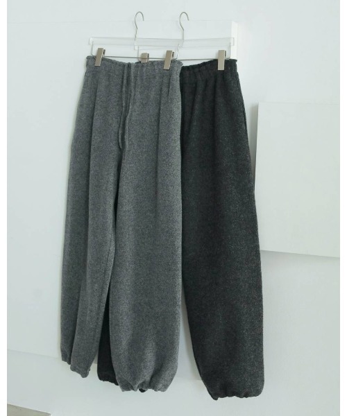 anuke（アンヌーク）の「Wool Drawstring Pants（デニムパンツ・レディース・グレー/チャコールグレー・36inch/38inch）」の12枚目の写真