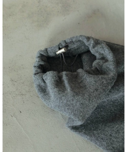 anuke（アンヌーク）の「Wool Drawstring Pants（デニムパンツ・レディース・グレー/チャコールグレー・36inch/38inch）」の13枚目の写真