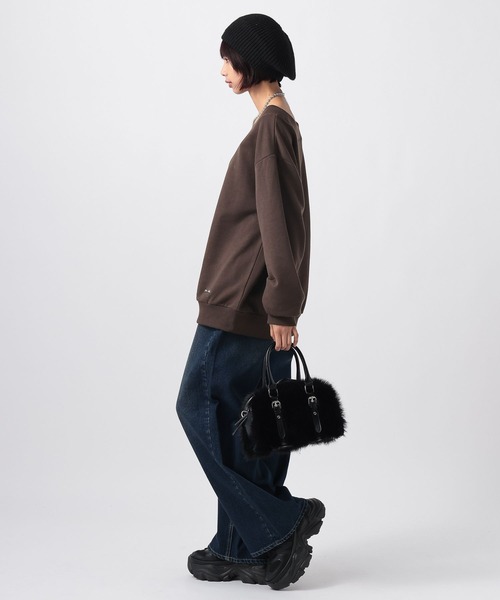 PAGEBOY(ページボーイ)の「プレートオフショルスウェット【選べる首回り・2WAY仕様】(スウェット・レディース・ブラック/グレー/ピンク/ダークブラウン・FREE)」の18枚目の写真