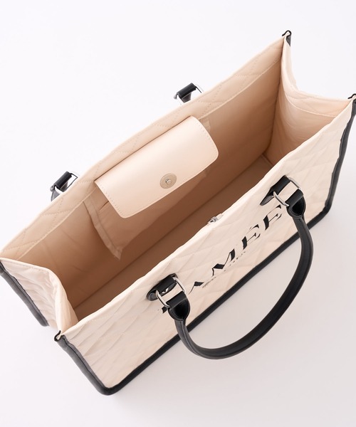 one after another NICE CLAUP（ワンアフターアナザーナイスクラップ）の「【WEB限定】キルティング刺しゅうトートバッグ/A4サイズ対応（トートバッグ・レディース・ブラック/アイボリー/ベージュ・FREE）」の20枚目の写真