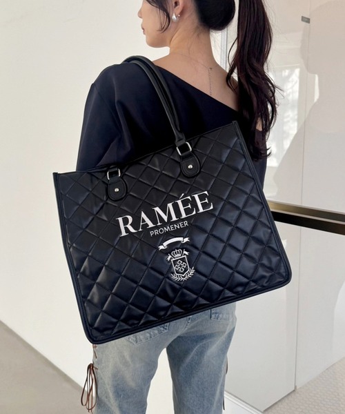 one after another NICE CLAUP（ワンアフターアナザーナイスクラップ）の「【WEB限定】キルティング刺しゅうトートバッグ/A4サイズ対応（トートバッグ・レディース・ブラック/アイボリー/ベージュ・FREE）」の9枚目の写真