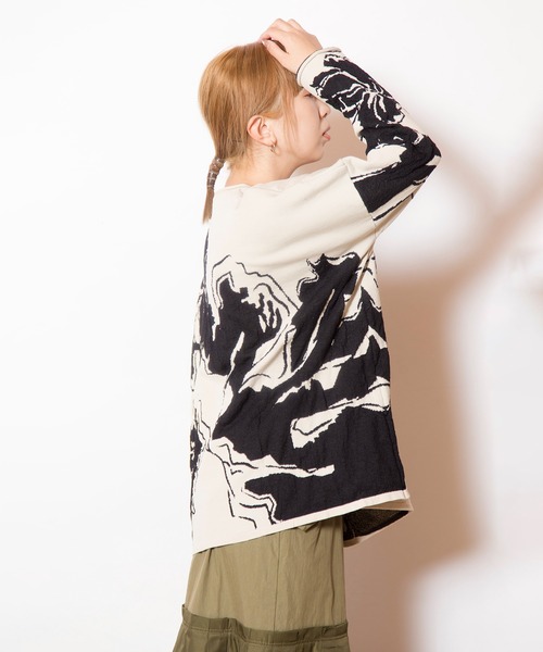 OSMOSIS(オズモーシス)の「ジャガードニットプルオーバー(ニット/セーター・レディース・ブラック/ライトピンク/アイボリー・ONE SIZE)」の19枚目の写真