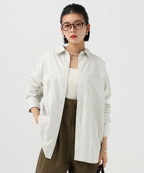 BAYFLOW（ベイフロー）の「[簡単ブラウジング仕様]2WAYスタンダードシャツ（シャツ/ブラウス・レディース・ライトグレー/グリーン/ピンク/イエロー/ライトブルー・FREE）」の2枚目の写真