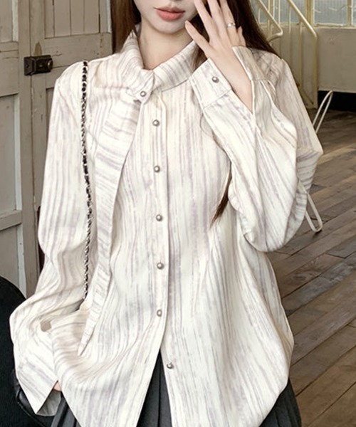 Flugge(フラッジー)の「ニュアンス柄長袖シャツ(シャツ/ブラウス・レディース・アイボリー・LARGE/MEDIUM)」の3枚目の写真