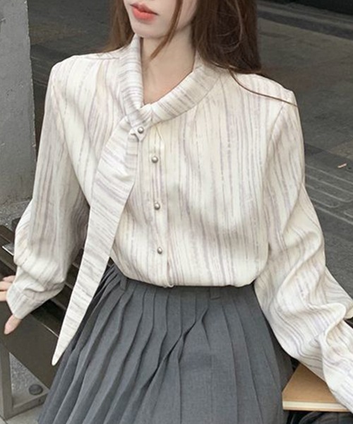 Flugge(フラッジー)の「ニュアンス柄長袖シャツ(シャツ/ブラウス・レディース・アイボリー・LARGE/MEDIUM)」の5枚目の写真