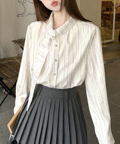Flugge(フラッジー)の「ニュアンス柄長袖シャツ(シャツ/ブラウス・レディース・アイボリー・LARGE/MEDIUM)」の7枚目の写真