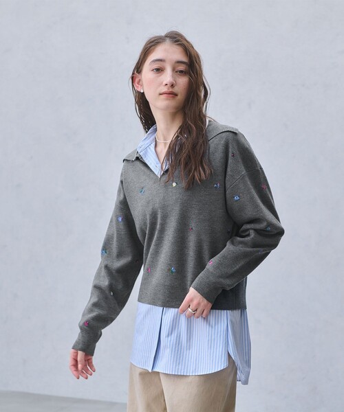 UNITED ARROWS（ユナイテッドアローズ）の「フラワー エンブロイダリー スキッパーニット（ニット/セーター・レディース・ダークグレー/ライム/ダークブラウン/ネイビー・FREE）」の19枚目の写真