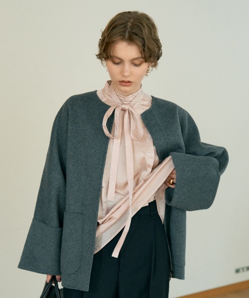 DESIGNWORKS(デザインワークス)の「【BEAUVET/ボーヴェット】キュプラシルクボウタイブラウス(シャツ/ブラウス・レディース・ブラック・1)」の9枚目の写真