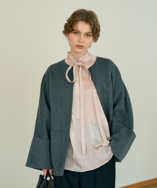 DESIGNWORKS(デザインワークス)の「【BEAUVET/ボーヴェット】キュプラシルクボウタイブラウス(シャツ/ブラウス・レディース・ブラック・1)」の10枚目の写真