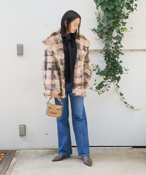 DESIGNWORKS(デザインワークス)の「【BEAUVET/ボーヴェット】キュプラシルクボウタイブラウス(シャツ/ブラウス・レディース・ブラック・1)」の16枚目の写真