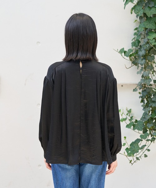 DESIGNWORKS(デザインワークス)の「【BEAUVET/ボーヴェット】キュプラシルクボウタイブラウス(シャツ/ブラウス・レディース・ブラック・1)」の19枚目の写真