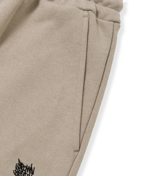 BROWNBREATH(ブラウンブレス)の「TAG SWEAT PANTS - BEIGE(スウェットパンツ・レディース・その他・S/M/L/XL)」の4枚目の写真