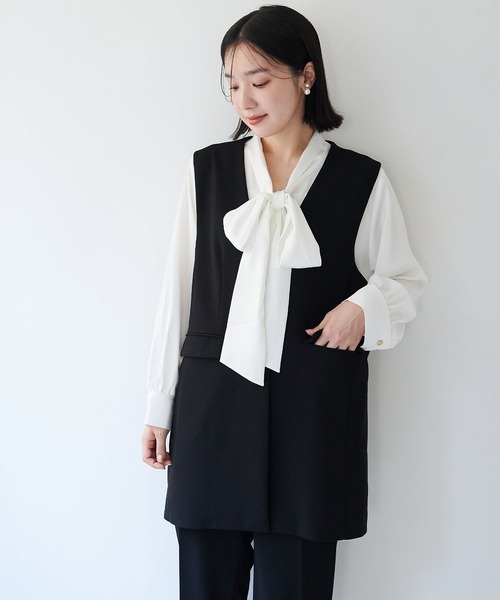 anyfee（エニフィー）の「【anyfee/大きいサイズ】ニットジョーゼットロングジレ《セレモニー/オケージョン》（2026SS）（ベスト・レディース・ベージュ/ネイビー/ブラック・LL/3L/4L/5L）」の2枚目の写真
