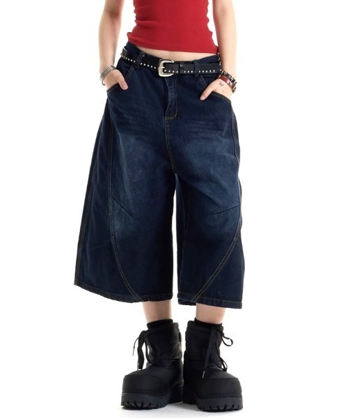 SHEENA(シーナ)の「バックレオパード柄ロゴワイドデニムハーフパンツ(デニムパンツ・レディース・ダークブルー・S/M/L)」の6枚目の写真