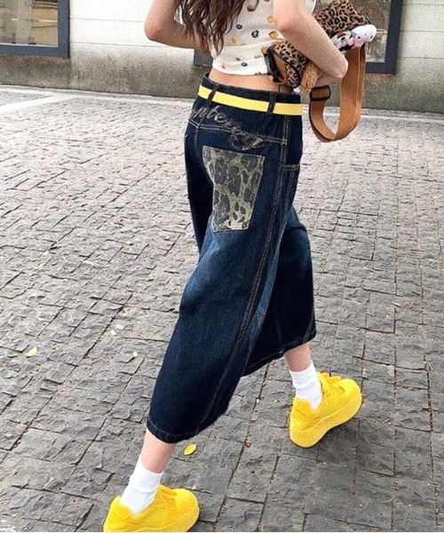 SHEENA(シーナ)の「バックレオパード柄ロゴワイドデニムハーフパンツ(デニムパンツ・レディース・ダークブルー・S/M/L)」の18枚目の写真