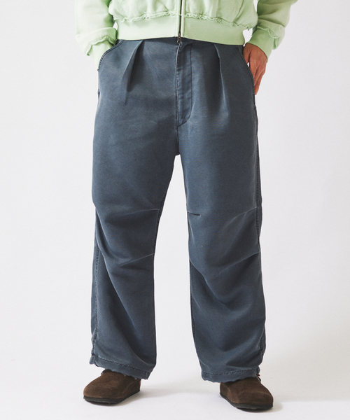 JOURNAL STANDARD relume（ジャーナルスタンダード　レリューム）の「ピグメント加工 ファティーグ オーバーパンツ（カーゴパンツ・メンズ・ブラックミックス/ライトグリーン・MEDIUM/LARGE）」の17枚目の写真