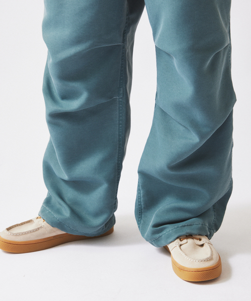 JOURNAL STANDARD relume（ジャーナルスタンダード　レリューム）の「ピグメント加工 ファティーグ オーバーパンツ（カーゴパンツ・メンズ・ブラックミックス/ライトグリーン・MEDIUM/LARGE）」の5枚目の写真