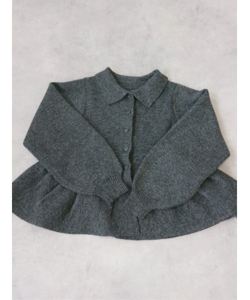 TRUNC（トランクエイティーエイト）の「Peplum Button Knit（ニット/セーター・レディース・アイボリー/グレー・FREE）」の2枚目の写真