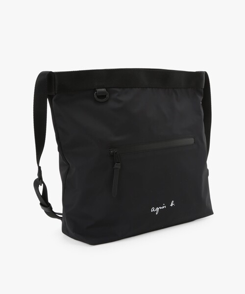 agnes b.(アニエスベー)の「ナイロン ラージ ショルダーバッグ "Fred" ABH02-02(ショルダーバッグ・メンズ・ブラック・FREE)」の3枚目の写真