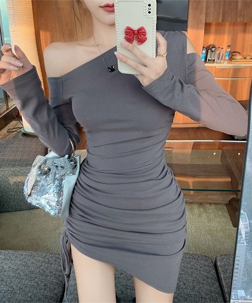 gossip!ロサンゼルス(ゴシップロサンゼルス)の「サイドシャーリング アシンメトリーワンピース(ワンピース・レディース・チャコールグレー/ブラック・M/S)」の18枚目の写真