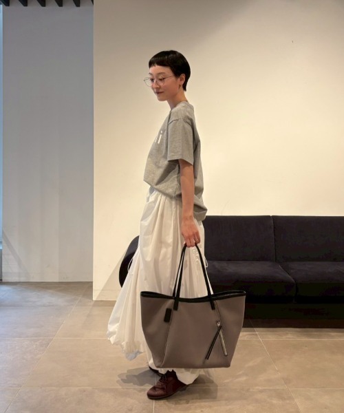 emmi(エミ)の「ドロストバルーンスカート/撥水(スカート・レディース・イエロー/ライトグレー/ホワイト/ブラック/ライトブルー・1/0)」の11枚目の写真