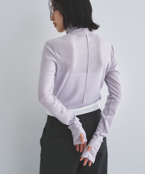 CODE A（コードエー）の「edge-fit ribbed turtleneck（Tシャツ/カットソー・レディース・ライトグレー/ホワイト/ライトブルー・00）」の11枚目の写真