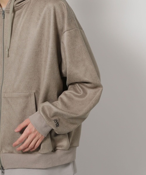 LAKOLE（ラコレ）の「レザーライクZIPパーカー / 645800（パーカー・メンズ・ブラック/ベージュ・LARGE/MEDIUM）」の8枚目の写真