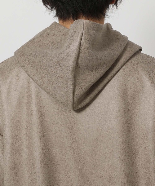 LAKOLE（ラコレ）の「レザーライクZIPパーカー / 645800（パーカー・メンズ・ブラック/ベージュ・LARGE/MEDIUM）」の10枚目の写真