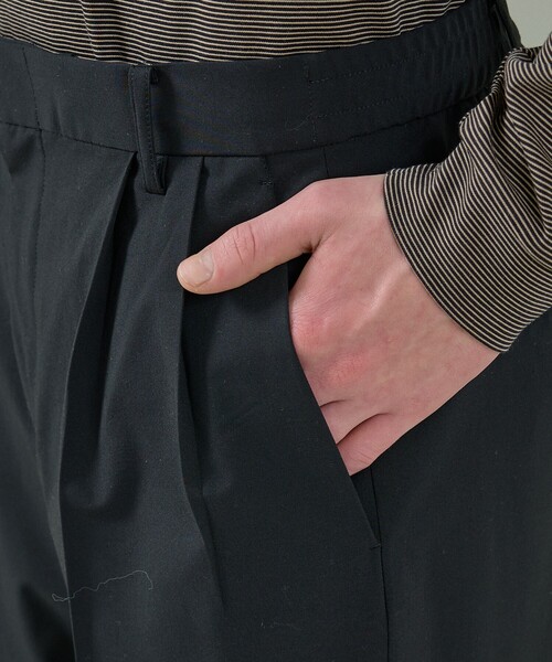 ABAHOUSE（アバハウス）の「トロストレッチ 2タック イージーワイドスラックス / ワイドパンツ（スラックス・メンズ・ブラック/グレー・48/46/44）」の9枚目の写真