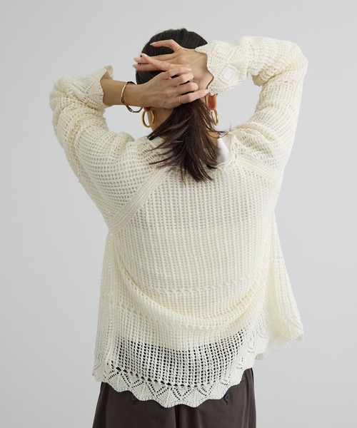 SALON adam et rope'（サロン アダム エ ロペ）の「クロシェニットカーディガン（カーディガン/ボレロ・レディース・ブラウン系その他2/オフホワイト・FREE）」の7枚目の写真