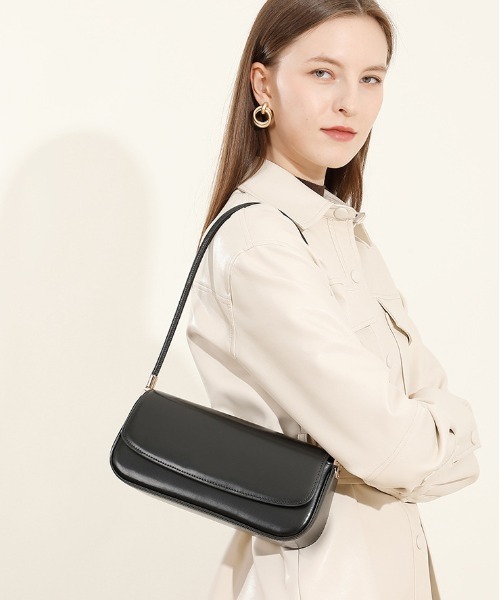 NiiNa(ニーナ)の「【 NiiNa / ニーナ 】高品質レザーミニフラップショルダーバッグ(ショルダーバッグ・レディース・ブラウン/レッド/ブラック・FREE)」の11枚目の写真