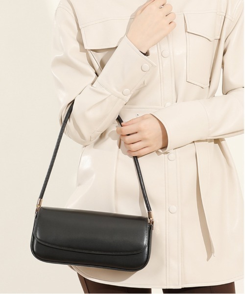 NiiNa(ニーナ)の「【 NiiNa / ニーナ 】高品質レザーミニフラップショルダーバッグ(ショルダーバッグ・レディース・ブラウン/レッド/ブラック・FREE)」の8枚目の写真