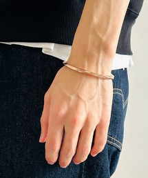 BEATJIVE（ビートジャイブ）の「ツイストバングル シルバー ゴールド ブラック ステンレス メンズ（バングル/リストバンド）」