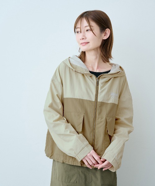 IEDIT(イディット)の「IEDIT WOODSコラボ カットソー裏地付きで長く楽しめる 撥水(はっすい)バイカラーマウンテンパーカー〈アイボリー×ベージュ〉(マウンテンパーカー・レディース・ベージュ系その他・S/M/L/4L/3L/LL)」の12枚目の写真