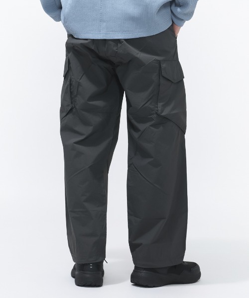 OAKLEY(オークリー)の「オークリー NEW RETRO CARGO PANTS 3.0(カーゴパンツ・メンズ・カーキ/ブラック・M/L/LL/3L)」の20枚目の写真